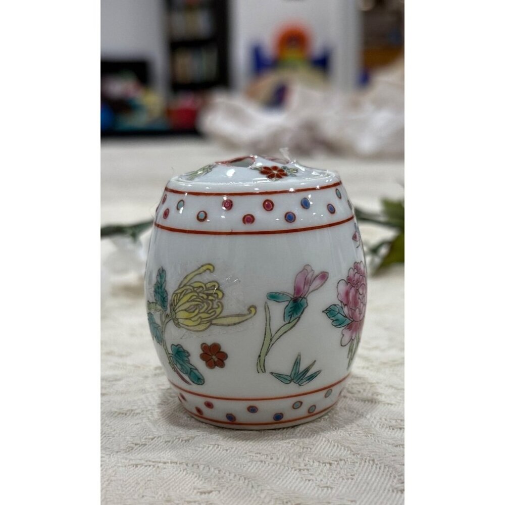 Hand-Painted Floral Ceramic Toothpick Holder With Lid - Vintage China